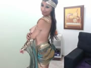 埃及超顏值豪乳女在直播裸身露屄秀體態